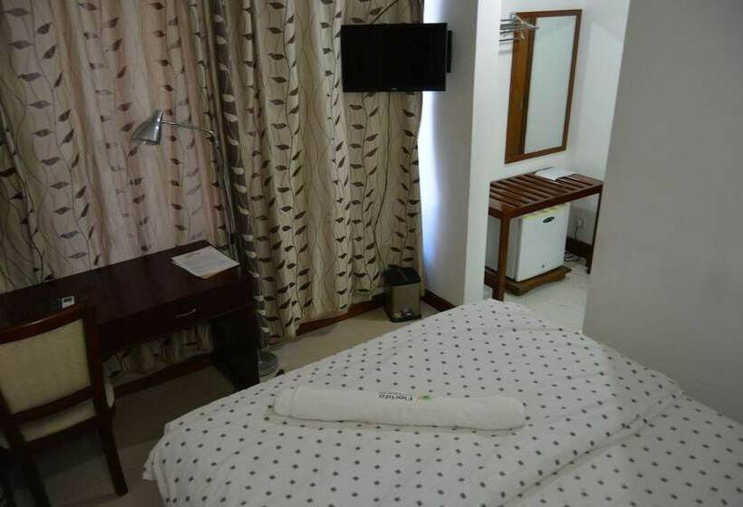 اتاق عادی, Florida Executive Inn