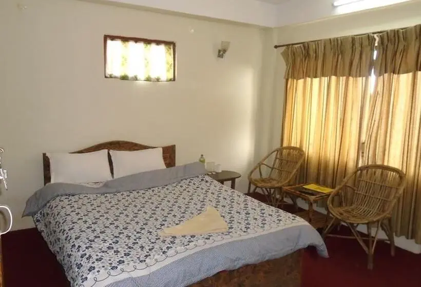 اتاق استاندارد با چشم‌انداز کوهستان, Nagarkot Holiday Inn