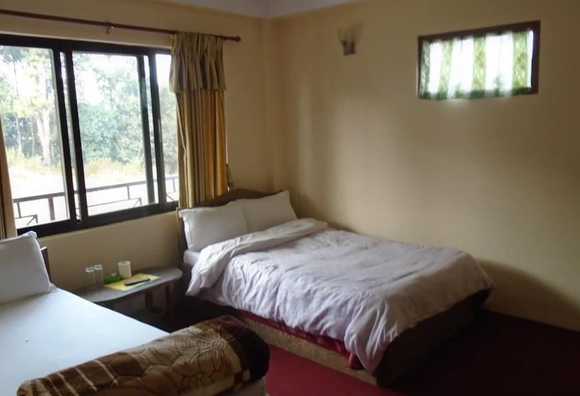اتاق استاندارد با چشم‌انداز کوهستان, Nagarkot Holiday Inn
