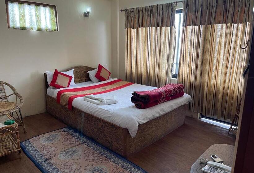 اتاق استاندارد با تخت بزرگ, Nagarkot Holiday Inn