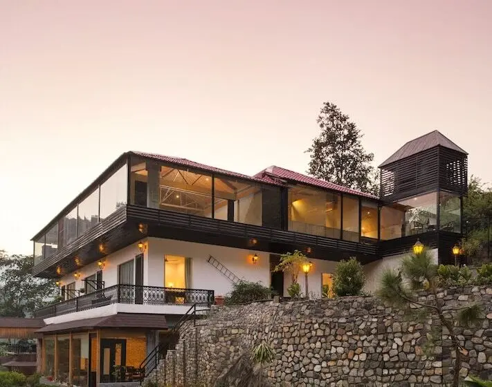 Quarto Premium, Shaantam Resorts & Spa