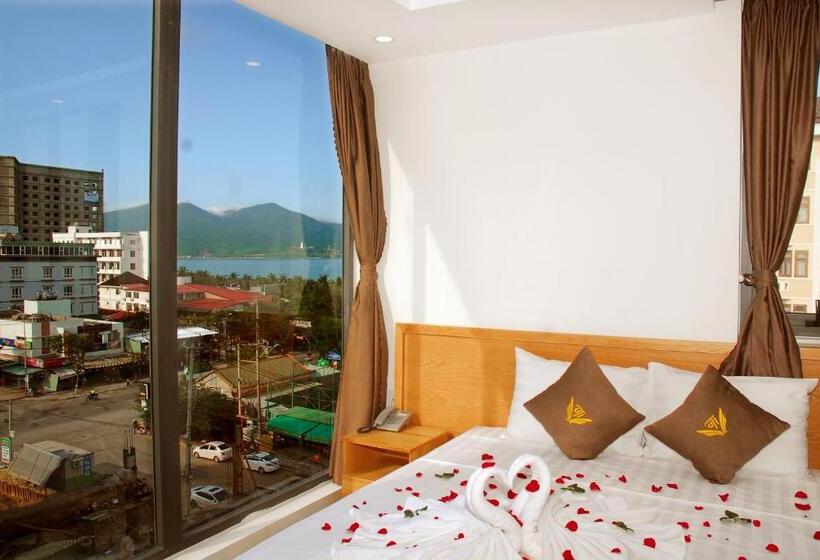 اتاق لوکس چهار تخته, Trang Ngan Hotel By Thg