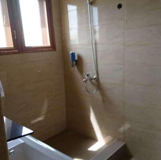 Executive Stüdyo, The Golden Apple Guest House