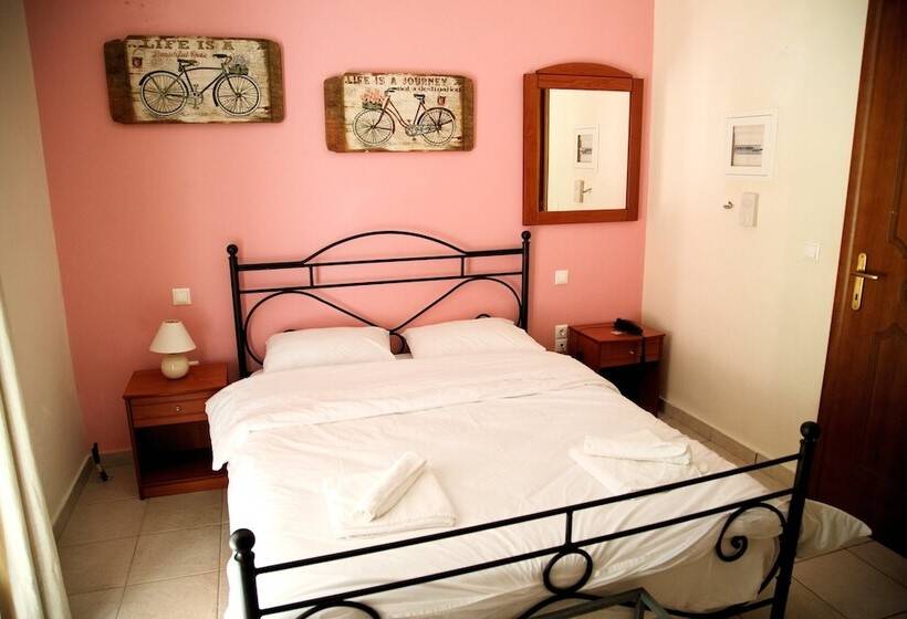 סטודיו עם נוף להרים, Tsertos Apartments