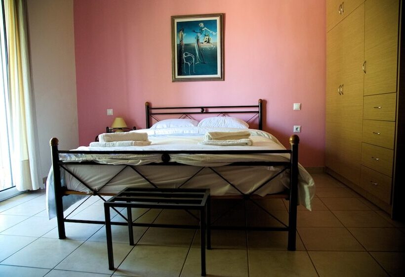 סטודיו עם נוף להרים, Tsertos Apartments