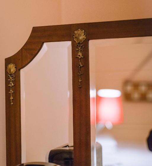 غرفة قياسية فردية, Palazzo Romani Adami