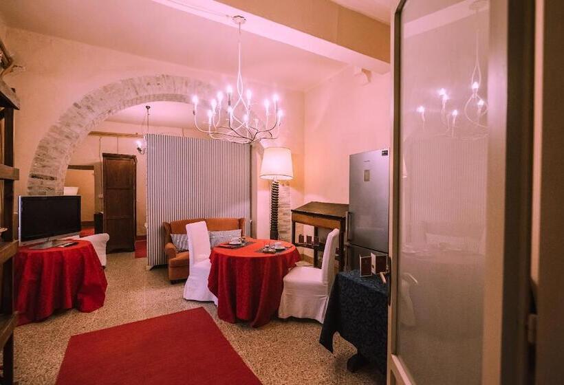 Апартаменты 1 Спальня, Palazzo Romani Adami