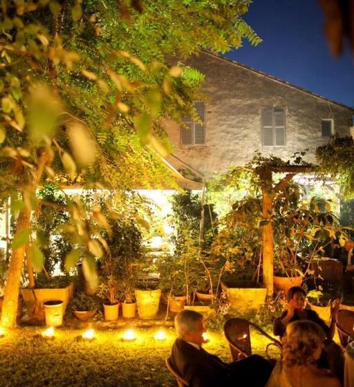 ‫فيلا غرفة نوم واحدة, Palazzo Romani Adami