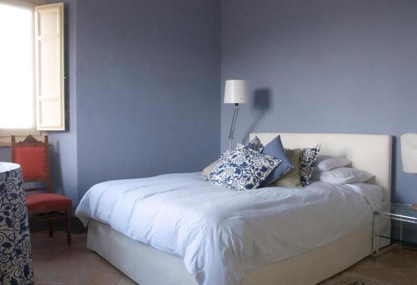 ‫فيلا غرفة نوم واحدة, Palazzo Romani Adami