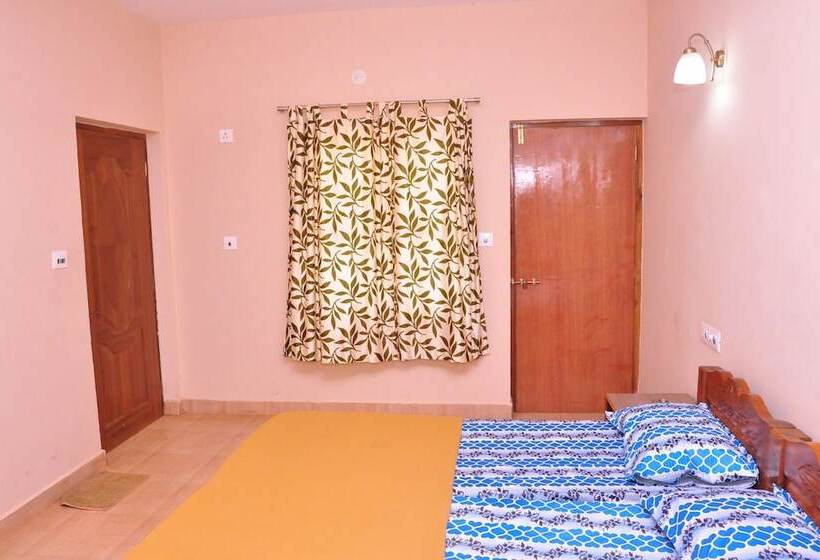 디럭스 룸, Anjuna Blue Resort
