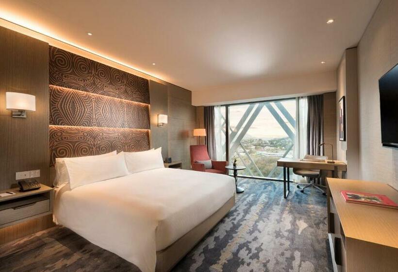 이그제큐티브 룸 킹사이즈 침대, Hilton Port Moresby Hotel & Residences
