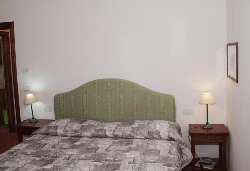 شقة غرفة نوم واحدة مزودة بشُرفة, Il Pino Bioagricoltura