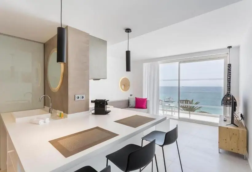 سوییت با چشم‌انداز دریا, One Ibiza Suites