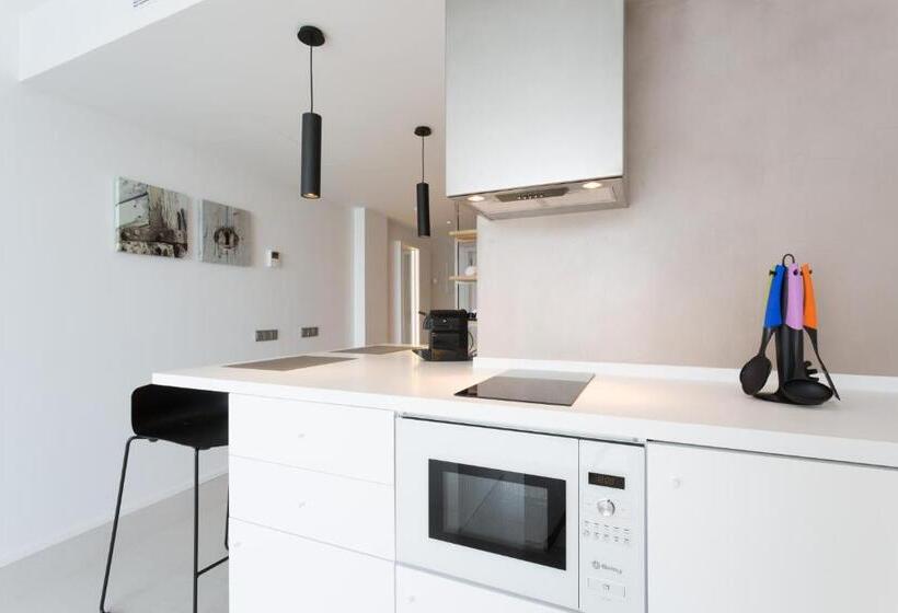 주니어 스위트 측면 바다 전망, One Ibiza Suites