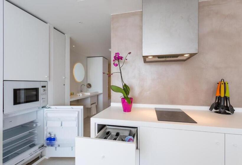 스탠다드 스튜디오 바다 전망, One Ibiza Suites