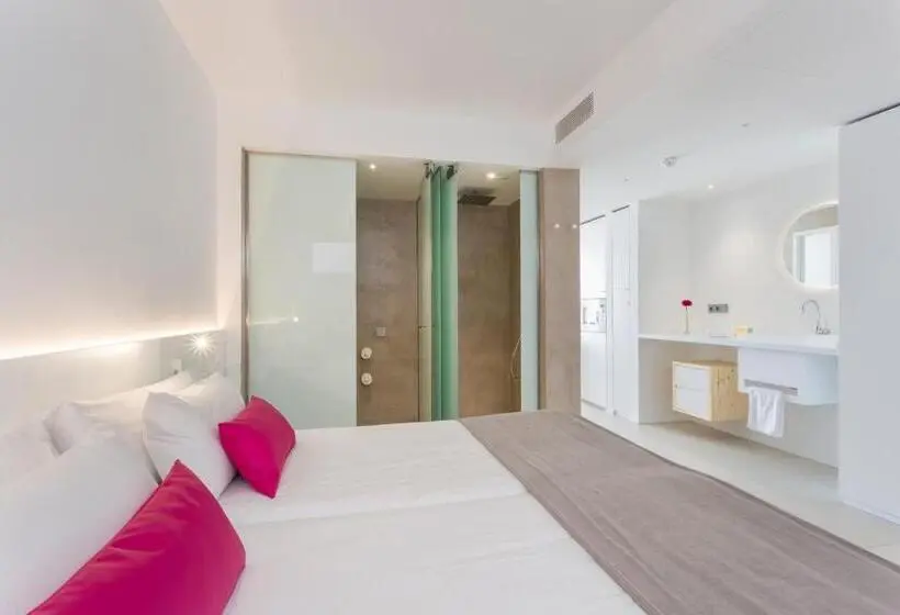 استودیوی استاندارد با چشم‌انداز دریا, One Ibiza Suites