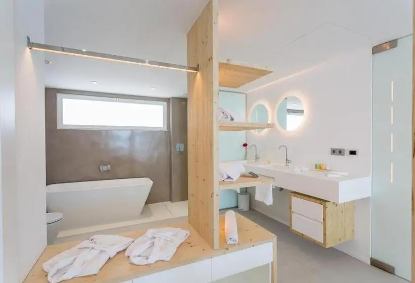 سوییت سوپریور, One Ibiza Suites
