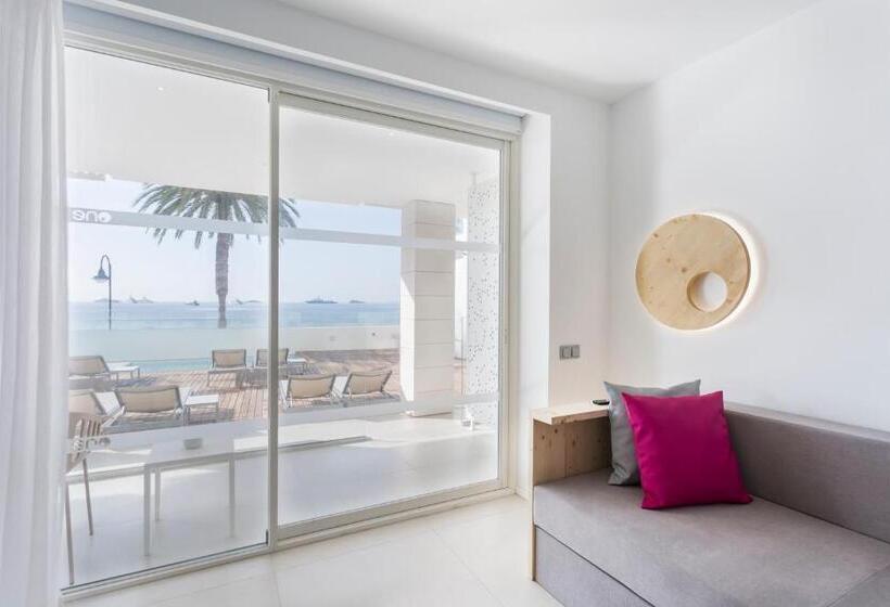 스탠다드 스튜디오 바다 전망, One Ibiza Suites