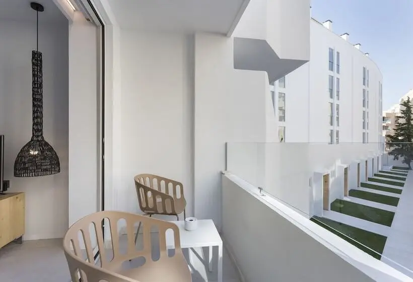 سوئیت جونیور اینتریور, One Ibiza Suites