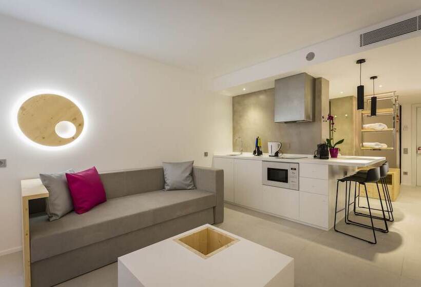 インサイドジュニアスイート, One Ibiza Suites