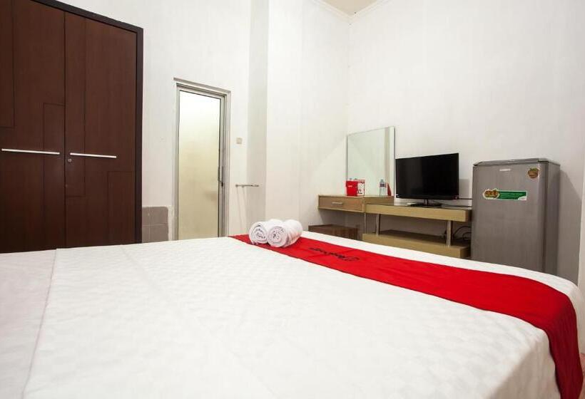 غرفة إقتصادية, Reddoorz Near Taman Bungkul