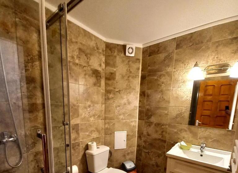 豪华家庭房间, Adrys Boutique Villa