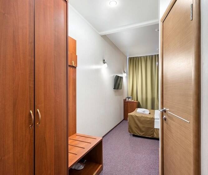 اتاق استاندارد, Zagreb