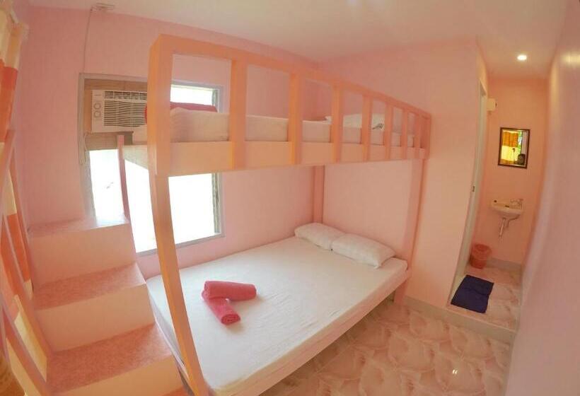 Quarto Quádruplo Economy, The Biggies Inn