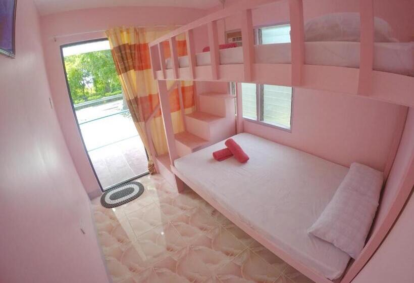 Quarto Quádruplo Economy, The Biggies Inn