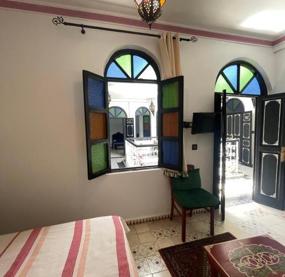 חדר סטנדרט, Riad Tingis
