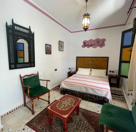 חדר סטנדרט, Riad Tingis