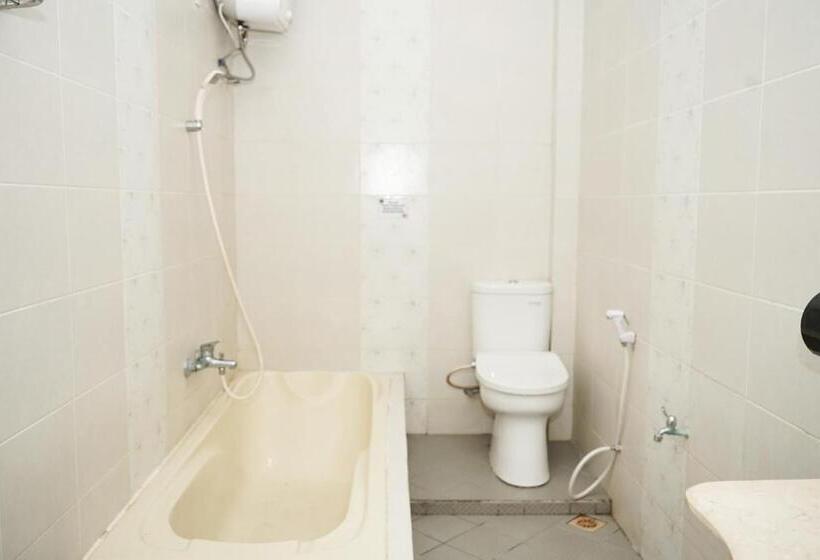 Люкс, Urbanview Hotel Ratu Elok Syariah Banjarbaru By Reddoorz