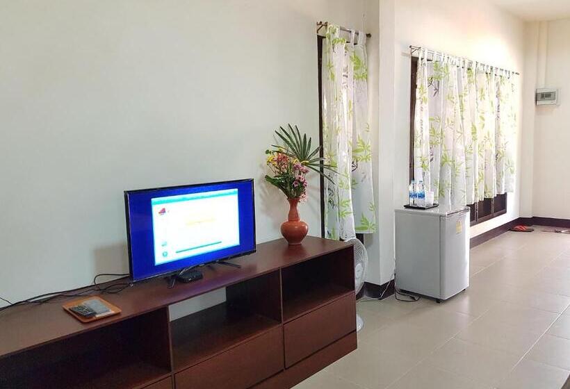 ファミリールーム, Phutawan Pundao