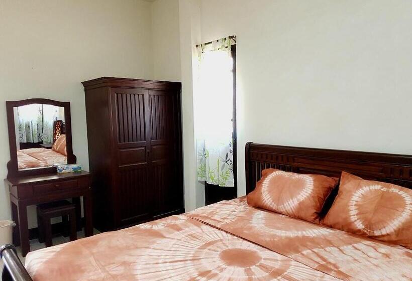 ファミリールーム, Phutawan Pundao