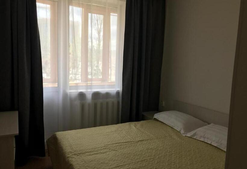 اتاق اکونومی, Prospect