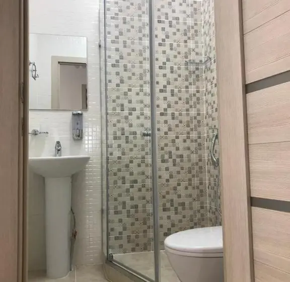 اتاق اکونومی, Prospect