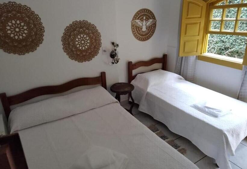 经济型三人房间, Rancho Da Serra Pousada