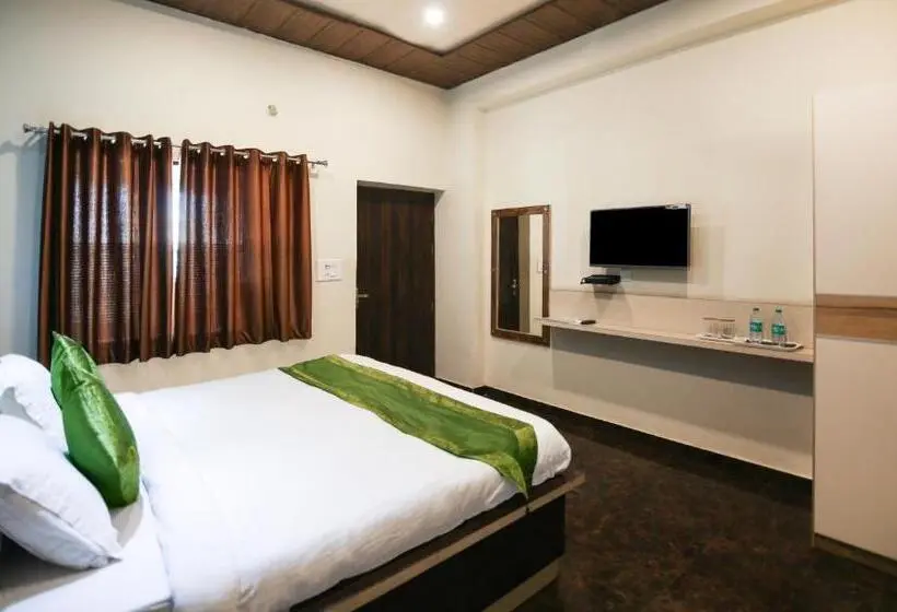 デラックスルーム, Yashogopal Resortico