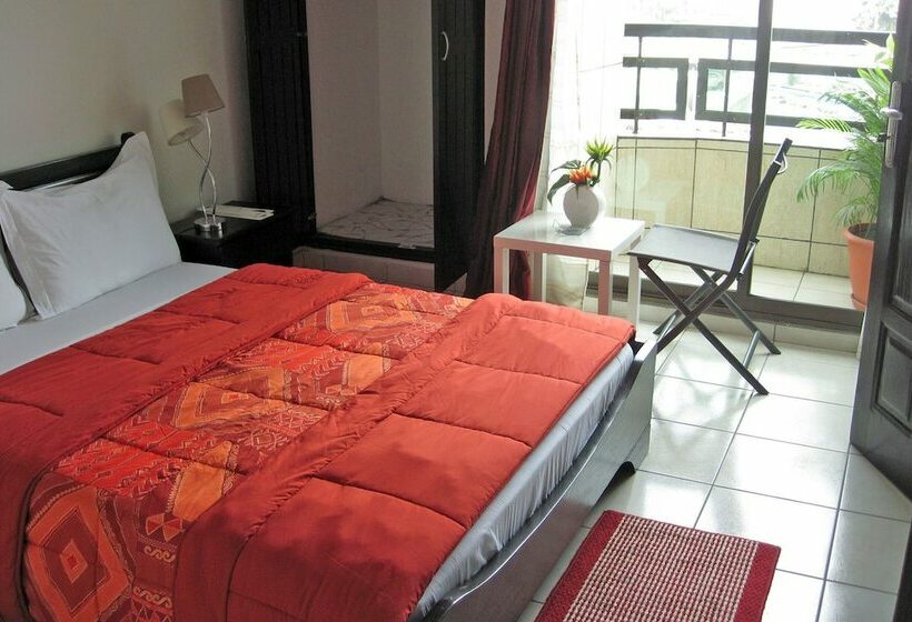 استودیو کامفورت, Résidence Emeraude