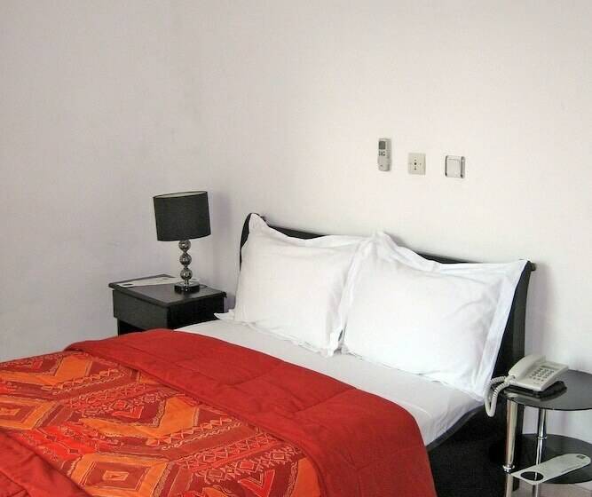 استودیو کامفورت, Résidence Emeraude