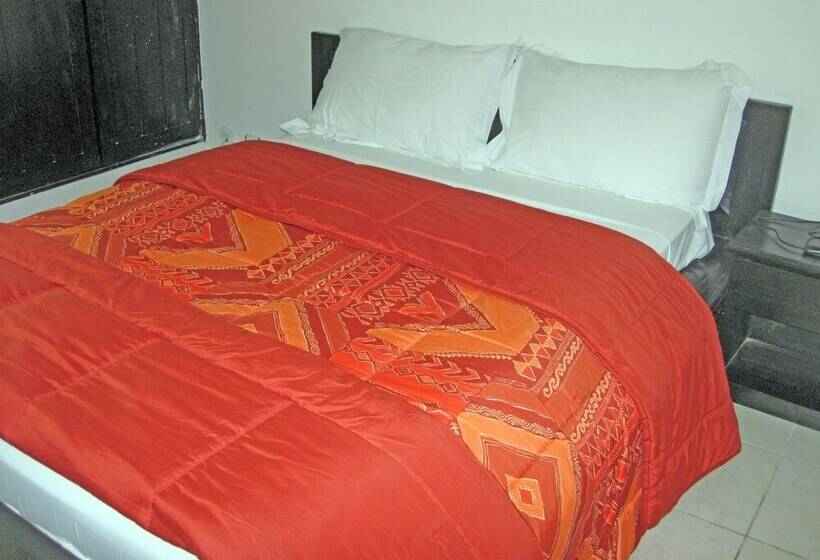 استودیو کامفورت, Résidence Emeraude