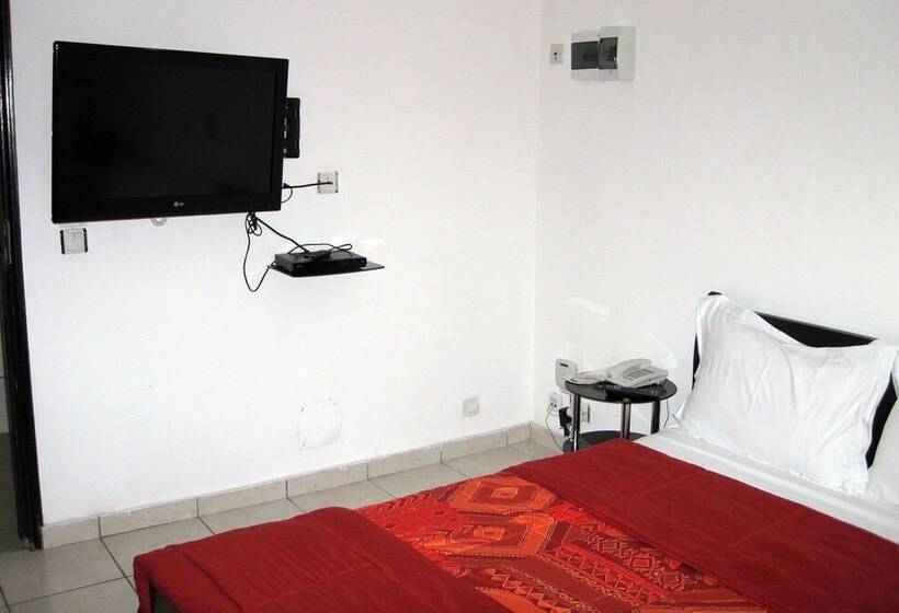 استودیو کامفورت, Résidence Emeraude