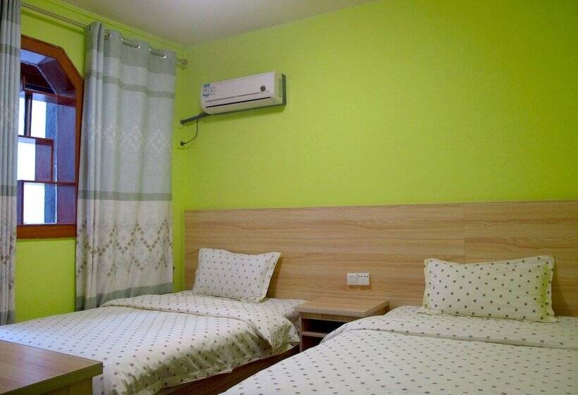 חדר סטנדרט, 8 Spaces