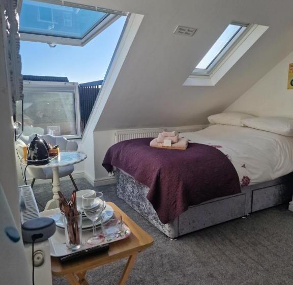 غرفة ديلوكس فردية, Redwing Rise