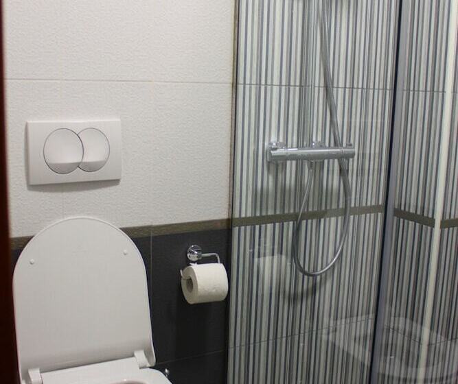 ویلا دلوکس 3 خوابه, Villa Luka