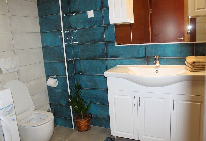 ویلا دلوکس 3 خوابه, Villa Luka