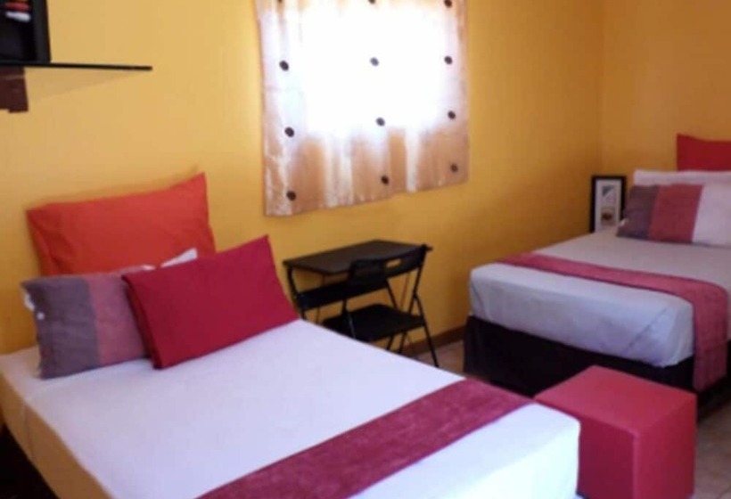 اتاق خانوادگی, Thulamela Guest House