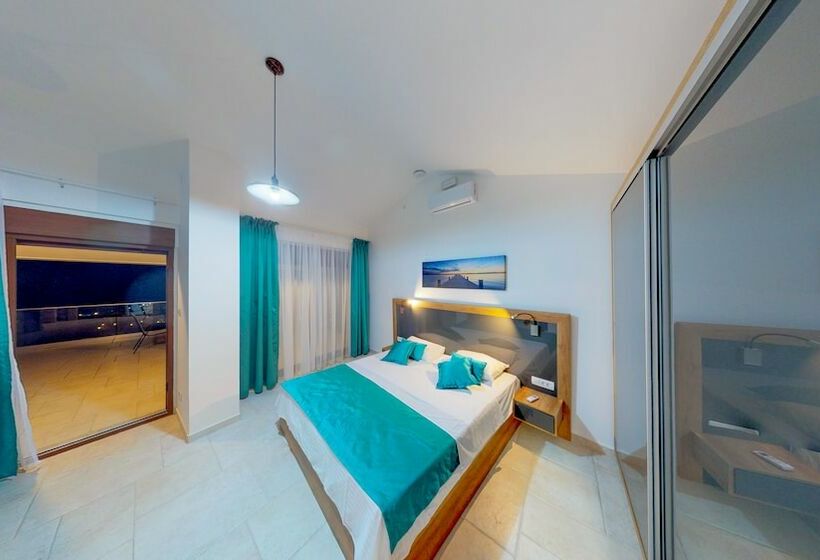 ویلا دلوکس 3 خوابه, Villa Luka