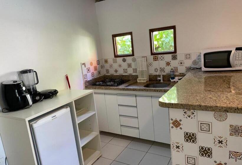 اتاق استاندارد چهارنفره با بالکن, Bangalos Do Pontal