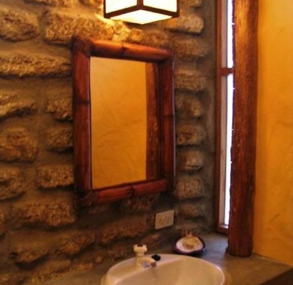 اتاق لوکس با بالکن و چشمانداز دریا, Puerto Antiguo